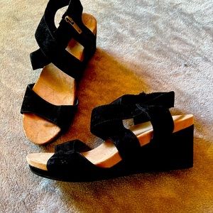 Lucky brand shoes 7.5